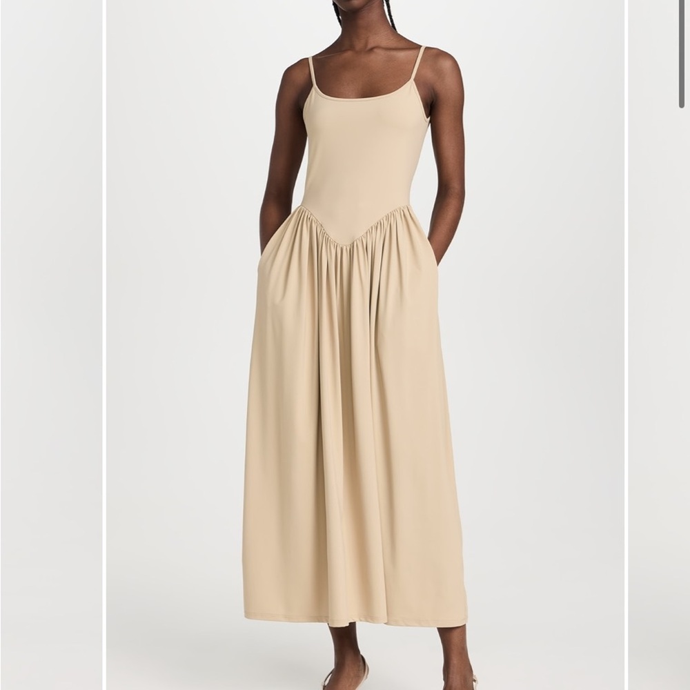 Neroni Dress in Tan